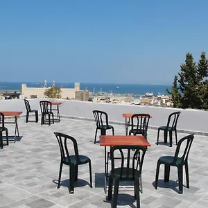 Aparthotel With Sea View 